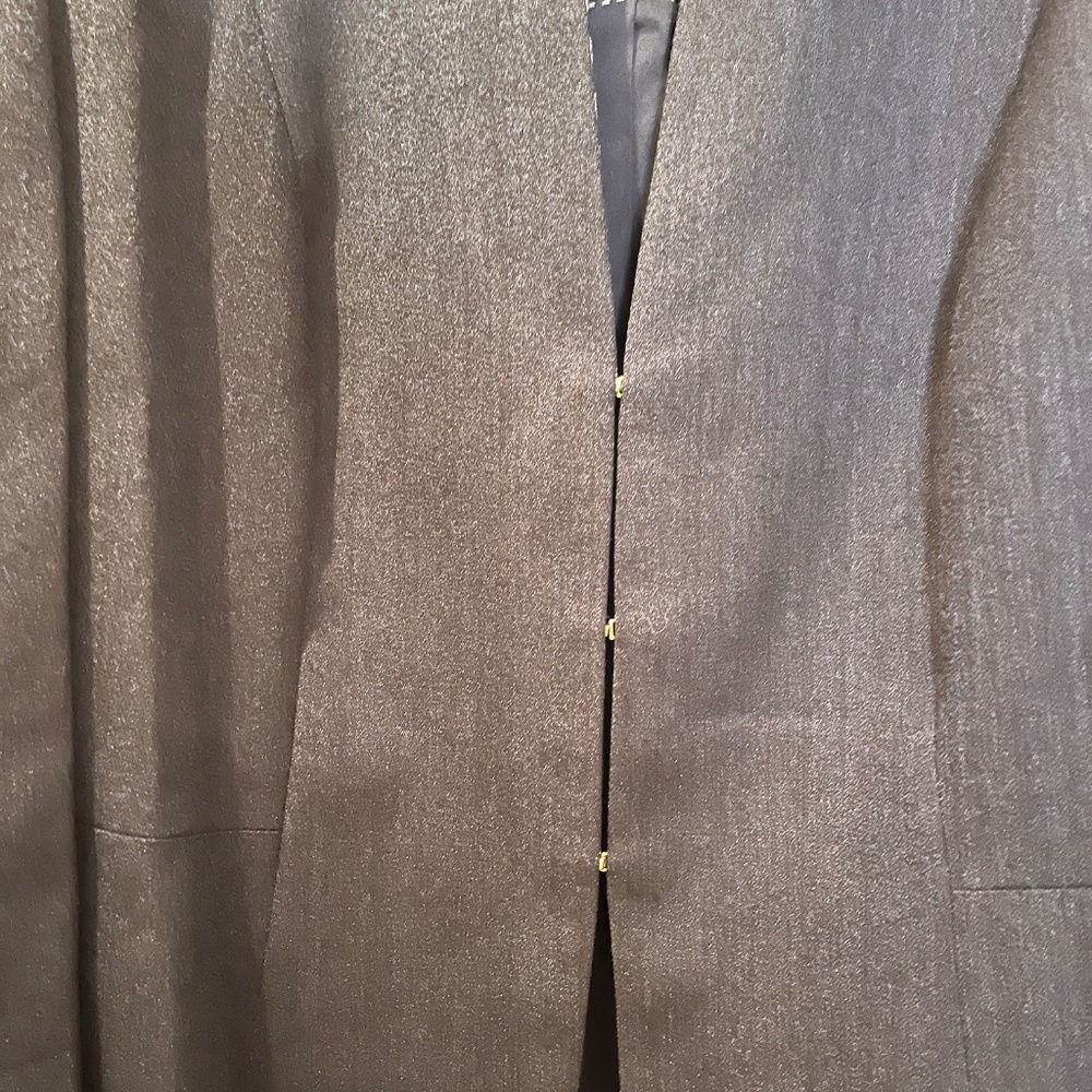 Classic Hugo Boss Pants Suit Perfect for Office - Size U.S. 12 - Picture 5 of 16